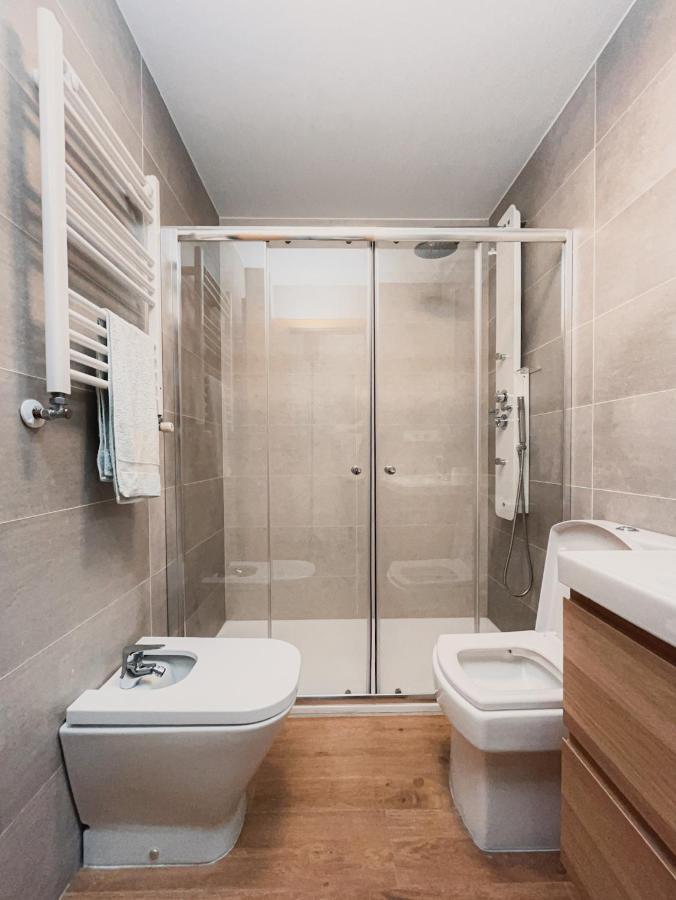 Appartement Habitación céntrica con balcón à Bilbao Extérieur photo