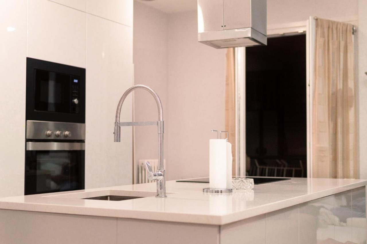 Appartement Habitación céntrica con balcón à Bilbao Extérieur photo