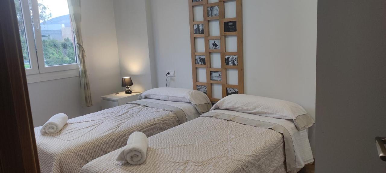 Appartement Habitación céntrica con balcón à Bilbao Extérieur photo